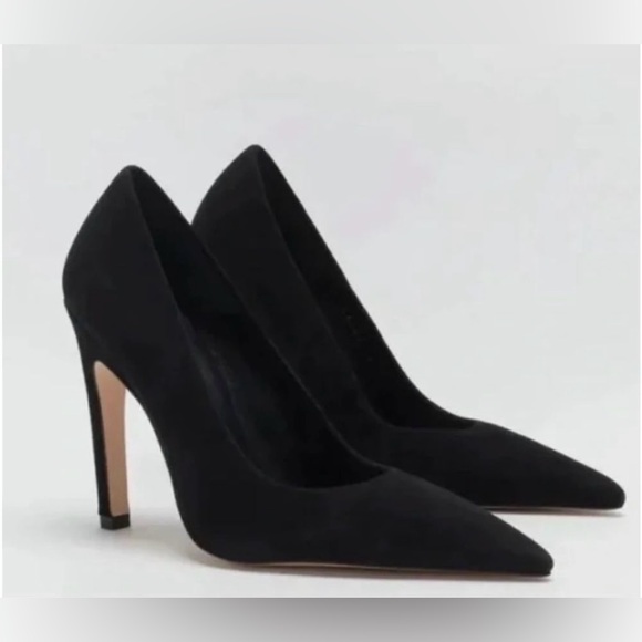 NIB Good American Black Suede Heels Pumps Size 8 - Picture 2 of 10